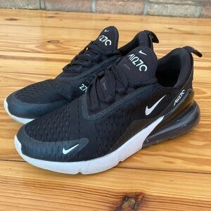 Nike Air Max 270 Women’s Size 7.5